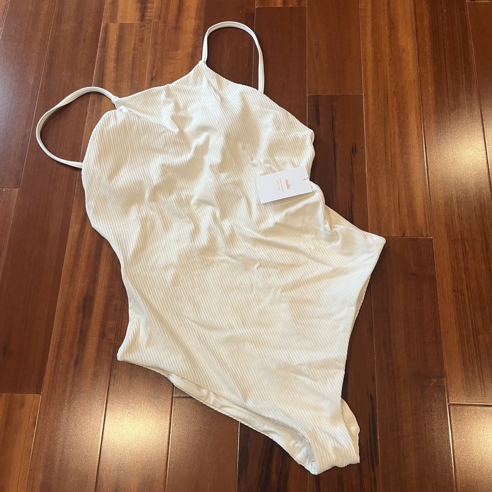 New NWT Andie The Asbury Swimsuit Coco Cream Off White Rib One-Piece Swim Large